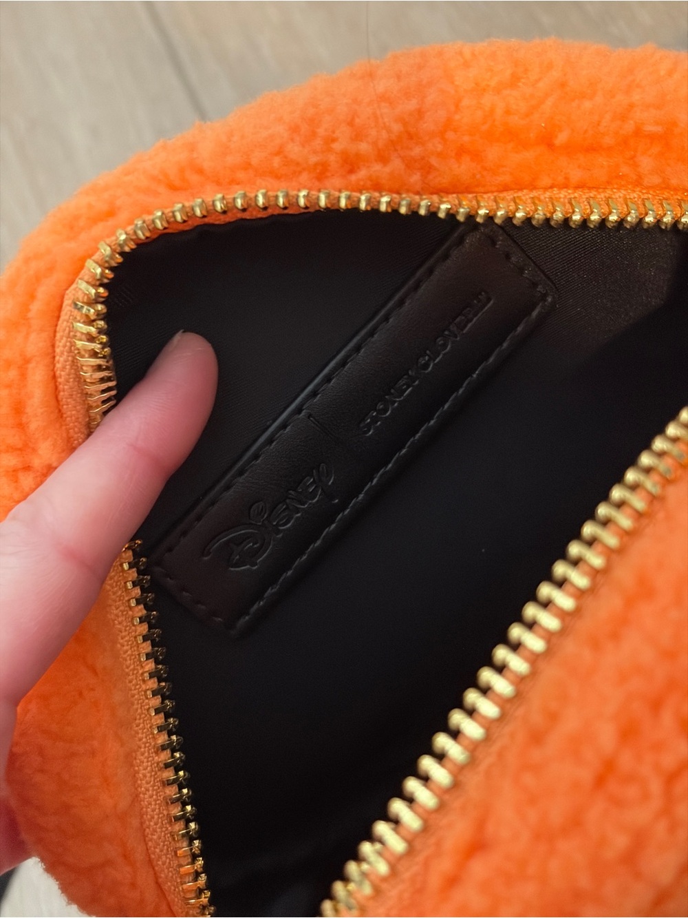 Stoney Clover Lane Mickey Mouse Pumpkin Crossbody Bag - Say Boo! - Picture 10 of 11